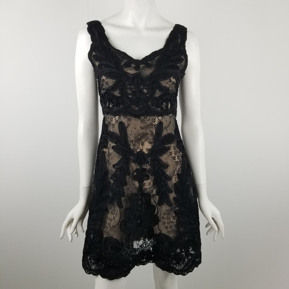 Yoana Baraschi Dresses & Skirts - Yoana Baraschi Black & Tan Lace Fit & Flare Dress